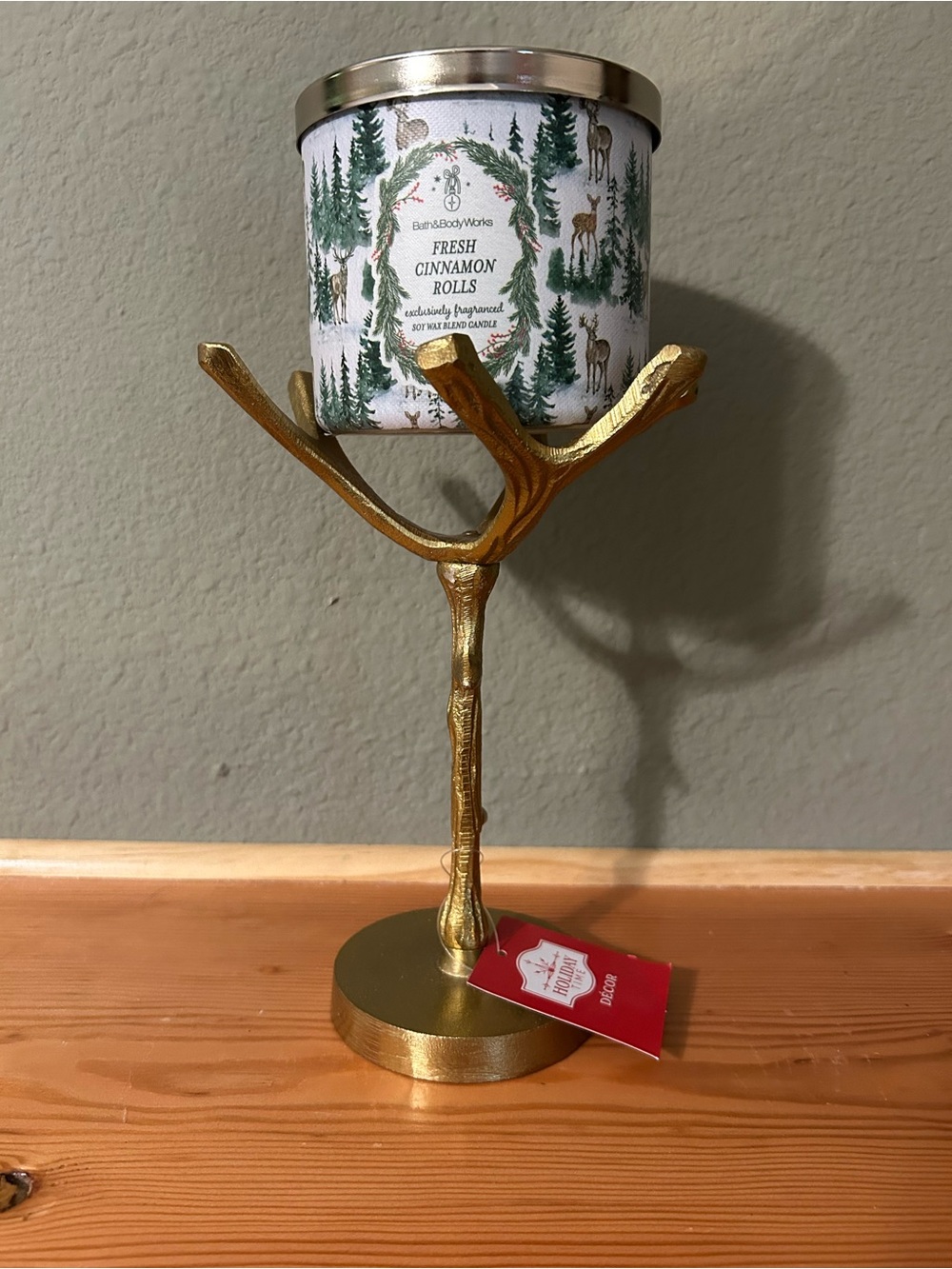 NWT pillar Holiday Antler Candle Holder in Gold